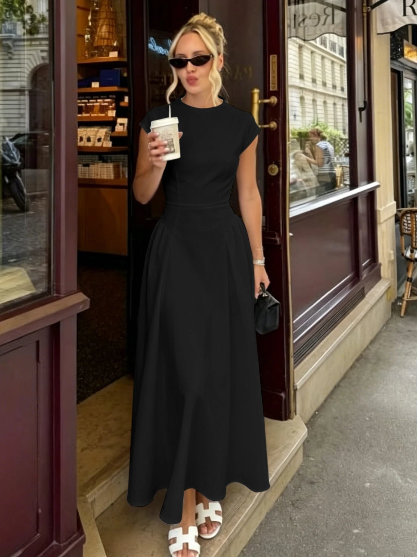 Jacqueline – dámské maxi šaty do áčka s krátkými rukávy