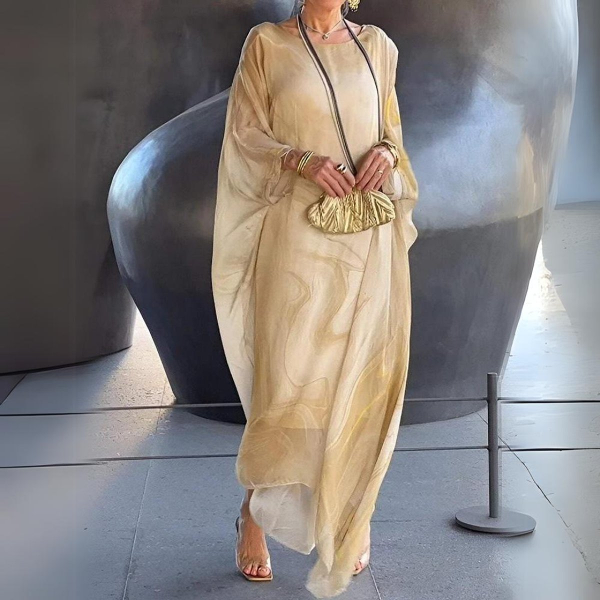 Women's Flowy Batwing-Sleeve Maxi Long Sleeve Dress Crewneck