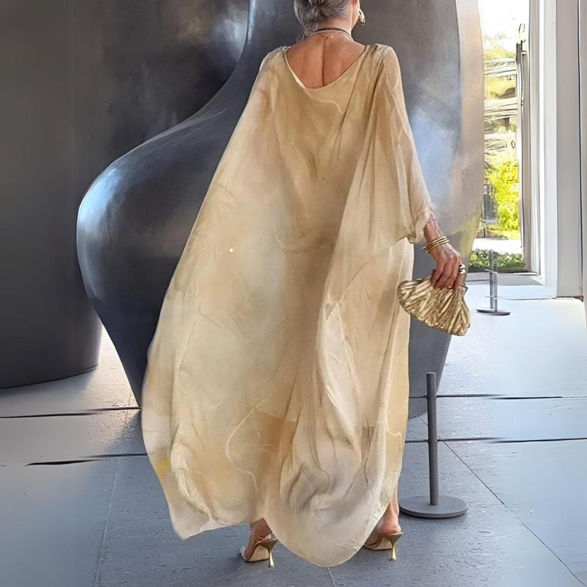 Women's Flowy Batwing-Sleeve Maxi Long Sleeve Dress Crewneck
