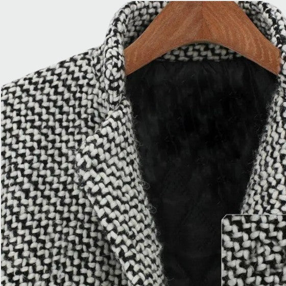 Dinah - Women's Tailored Longline Coat in Houndstooth - photo 3