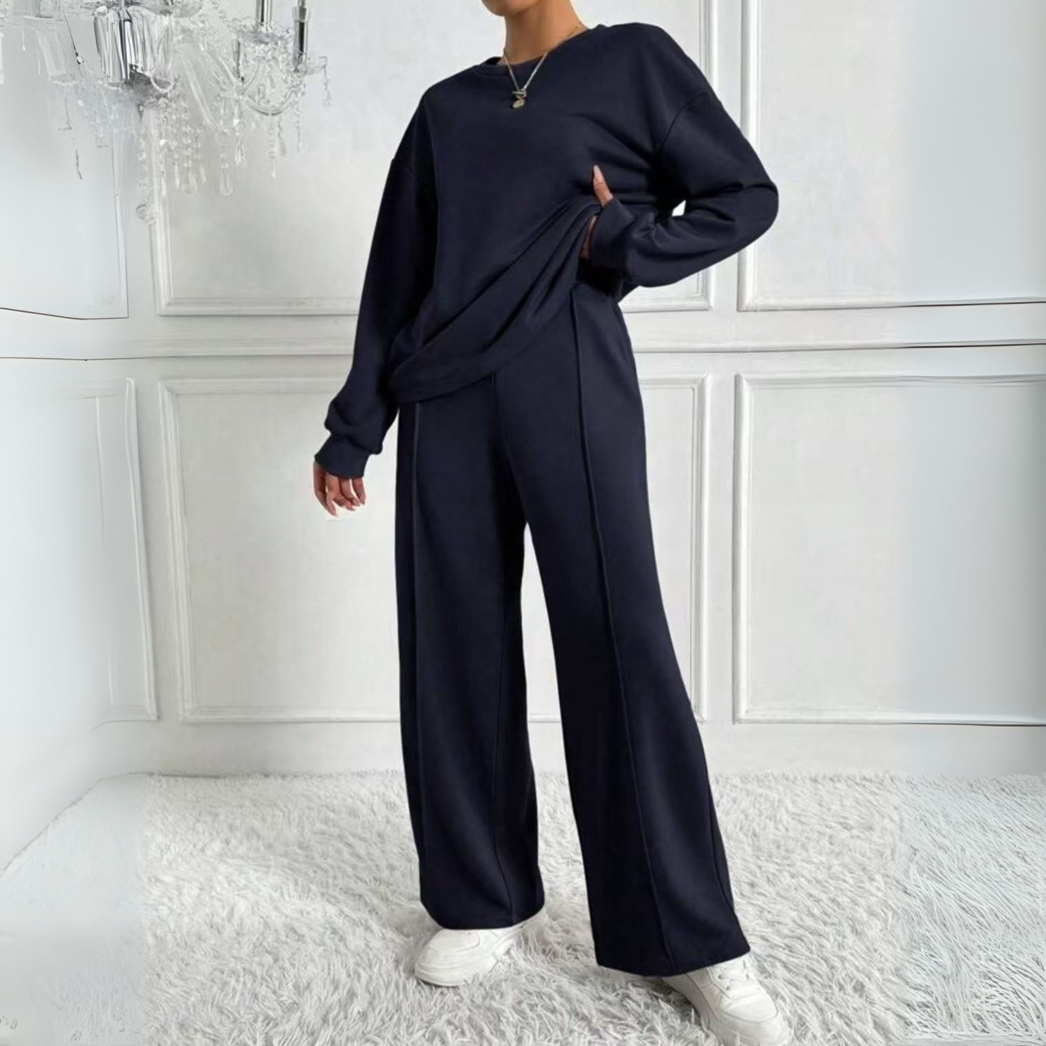 Elnora - Women's Relaxed Two-Piece Set in Long Sleeve Sweatshirt Pants - photo 2
