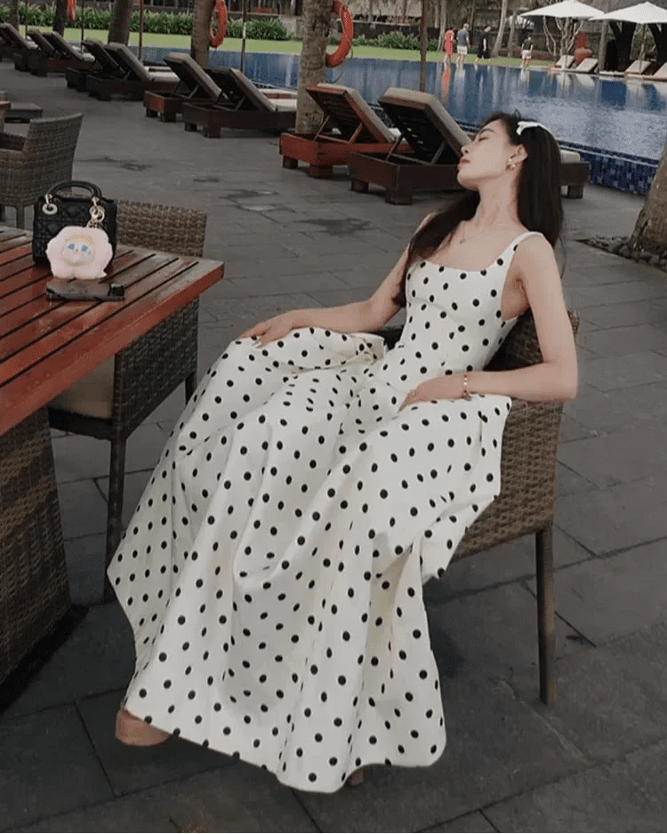 Josie – Robe midi femme à pois avec jupe ample