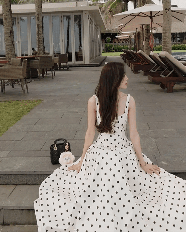 Josie – Robe midi femme à pois avec jupe ample