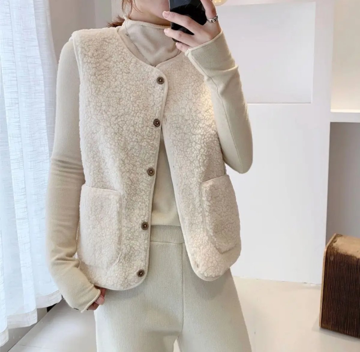 Iris - Chaleco de forro polar sherpa para mujer con botones delanteros