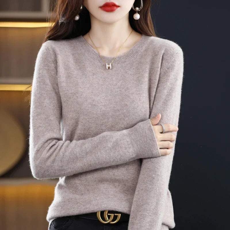 Nadene - Women's Slim Sweater in Elegant Classic Crew Neck - photo 16