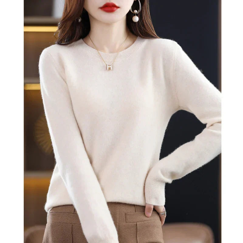 Nadene - Women's Slim Sweater in Elegant Classic Crew Neck - photo 18