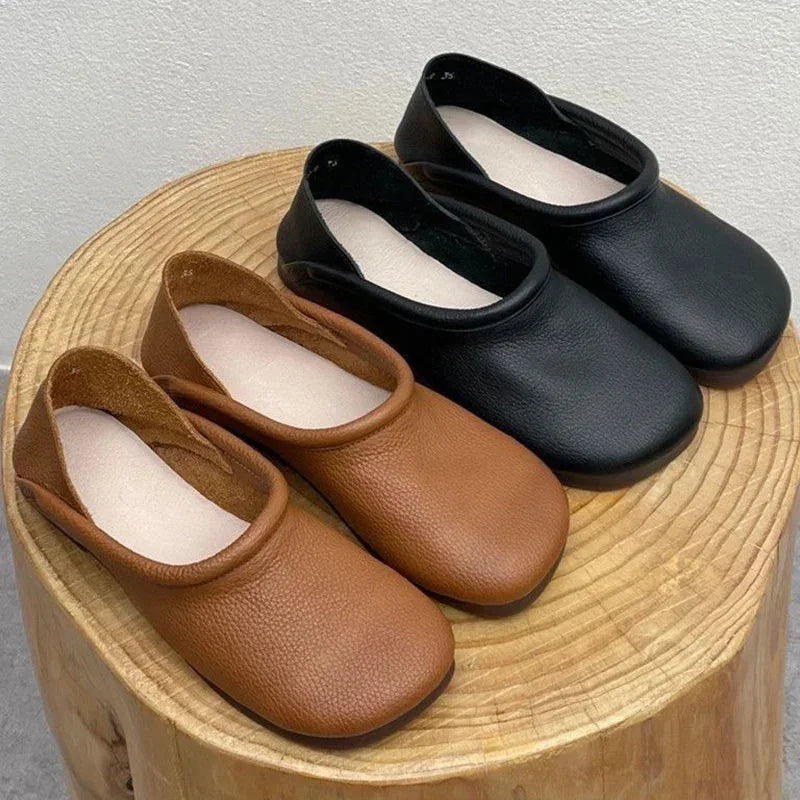 Gwyneira - Women's Leather Clogs with Slip-On Fit