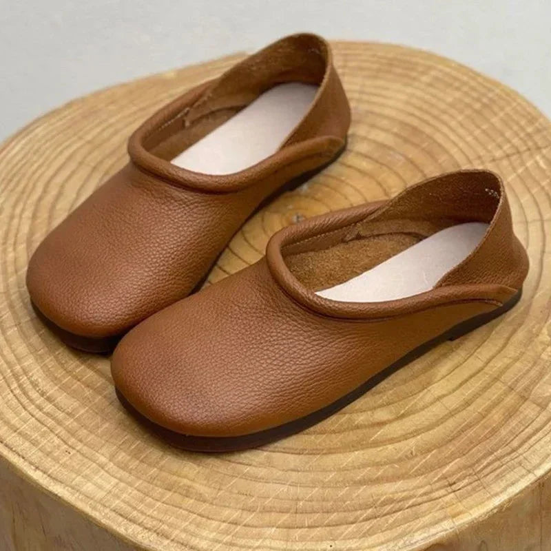 Gwyneira - Women's Leather Clogs with Slip-On Fit