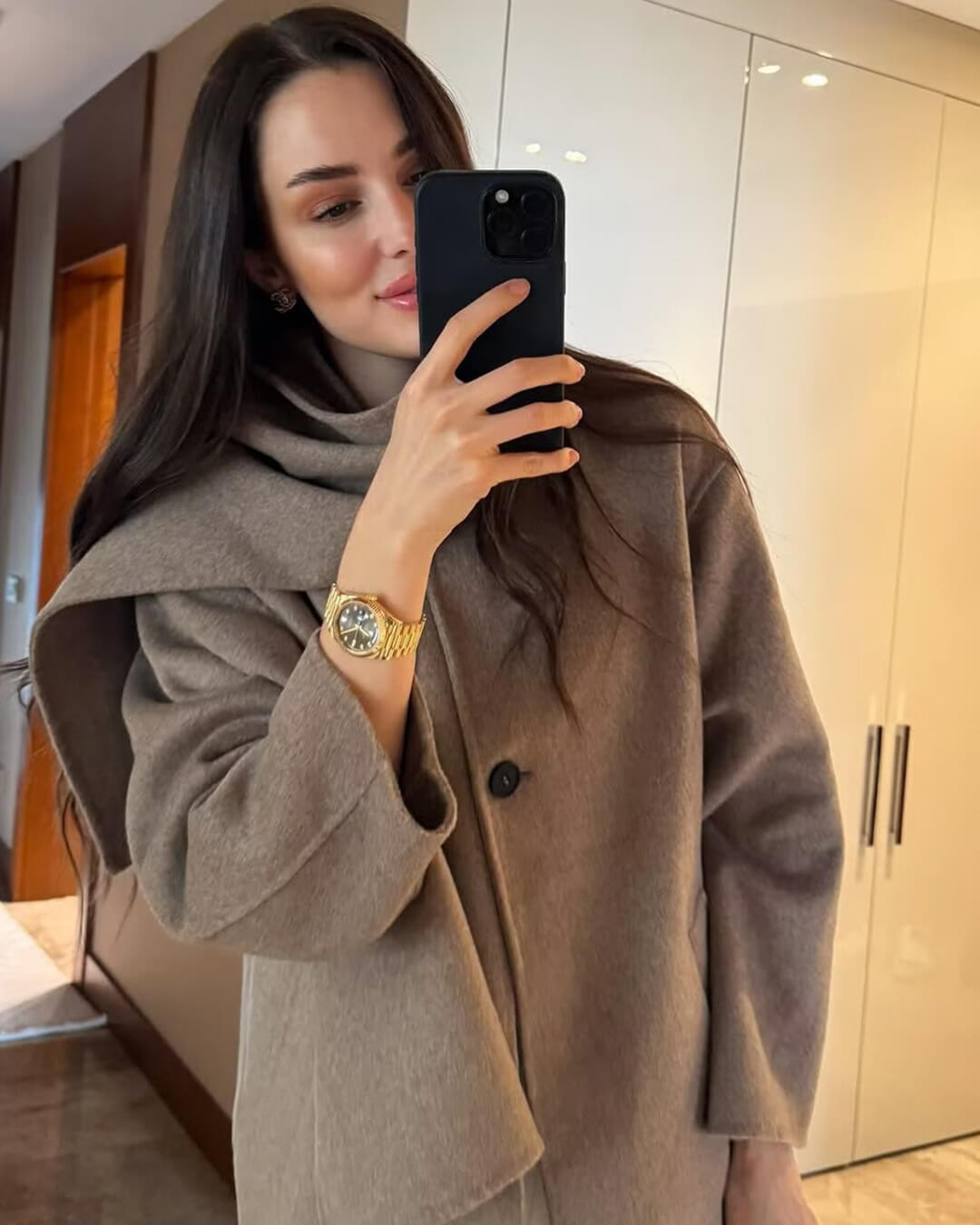 Zadie - Women's Coat with Long Sleeves - photo 3