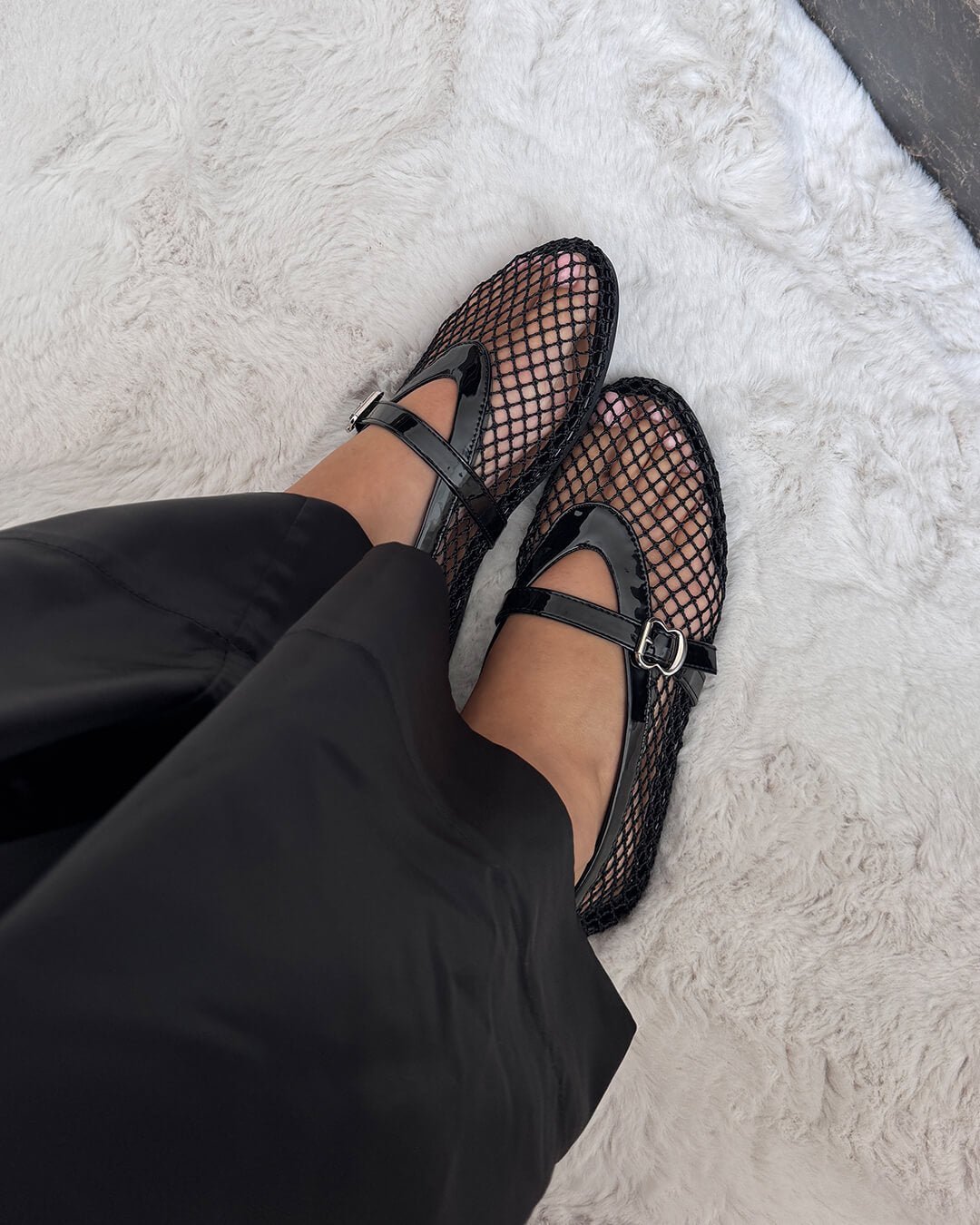 Women's Breathable Mesh Ballerina Flats in Black
