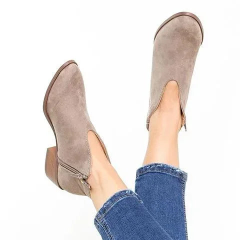 Zia - Women's Ankle Boots with Pointed Toe - photo 4