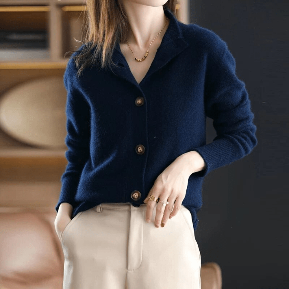 Cardigan in maglia classico da donna con bottoni frontali