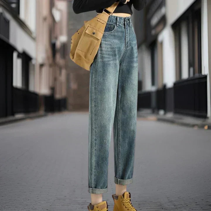 Astrid - Women's High-Waisted Straight-Leg Jeans