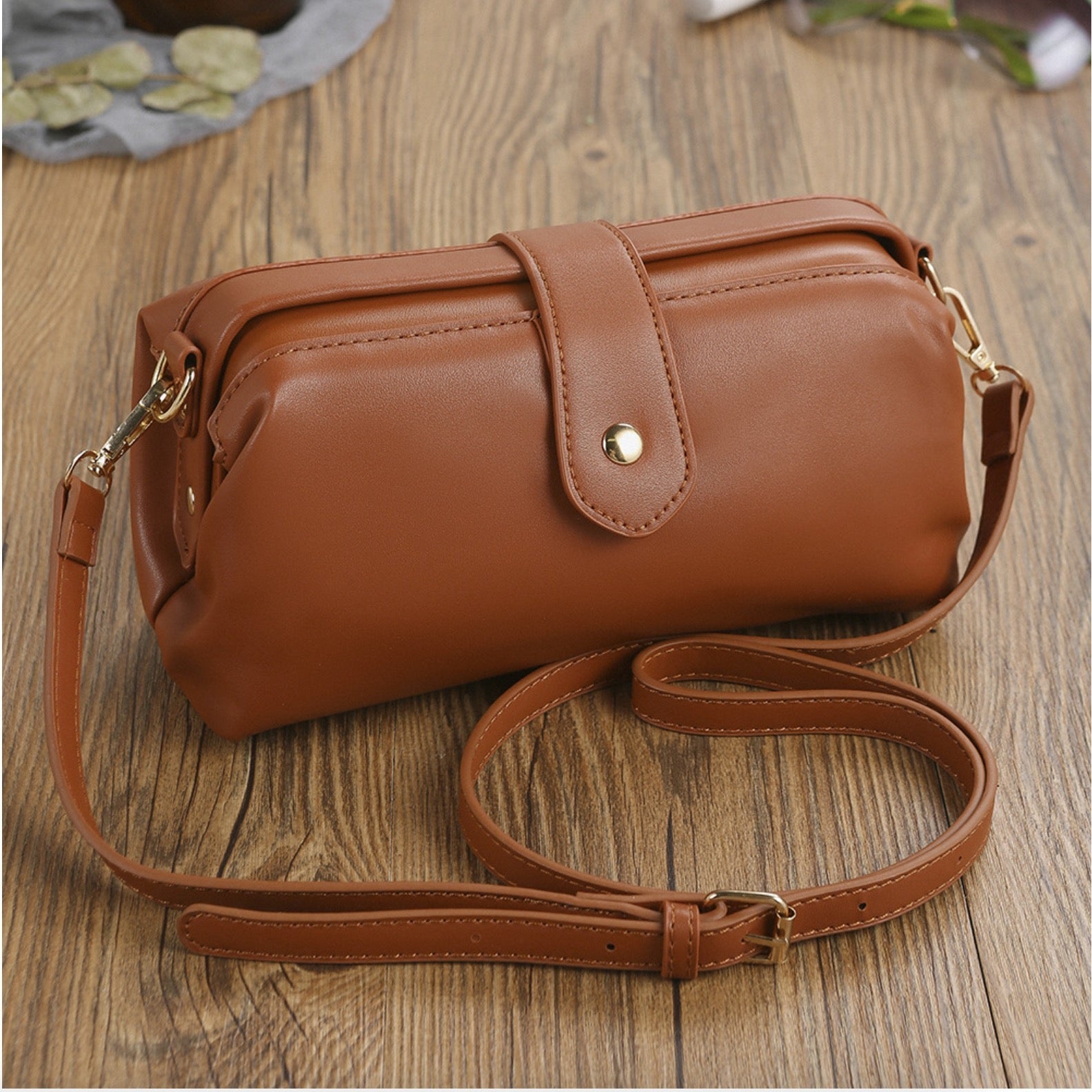 Lily - Women's Mini Crossbody Bag