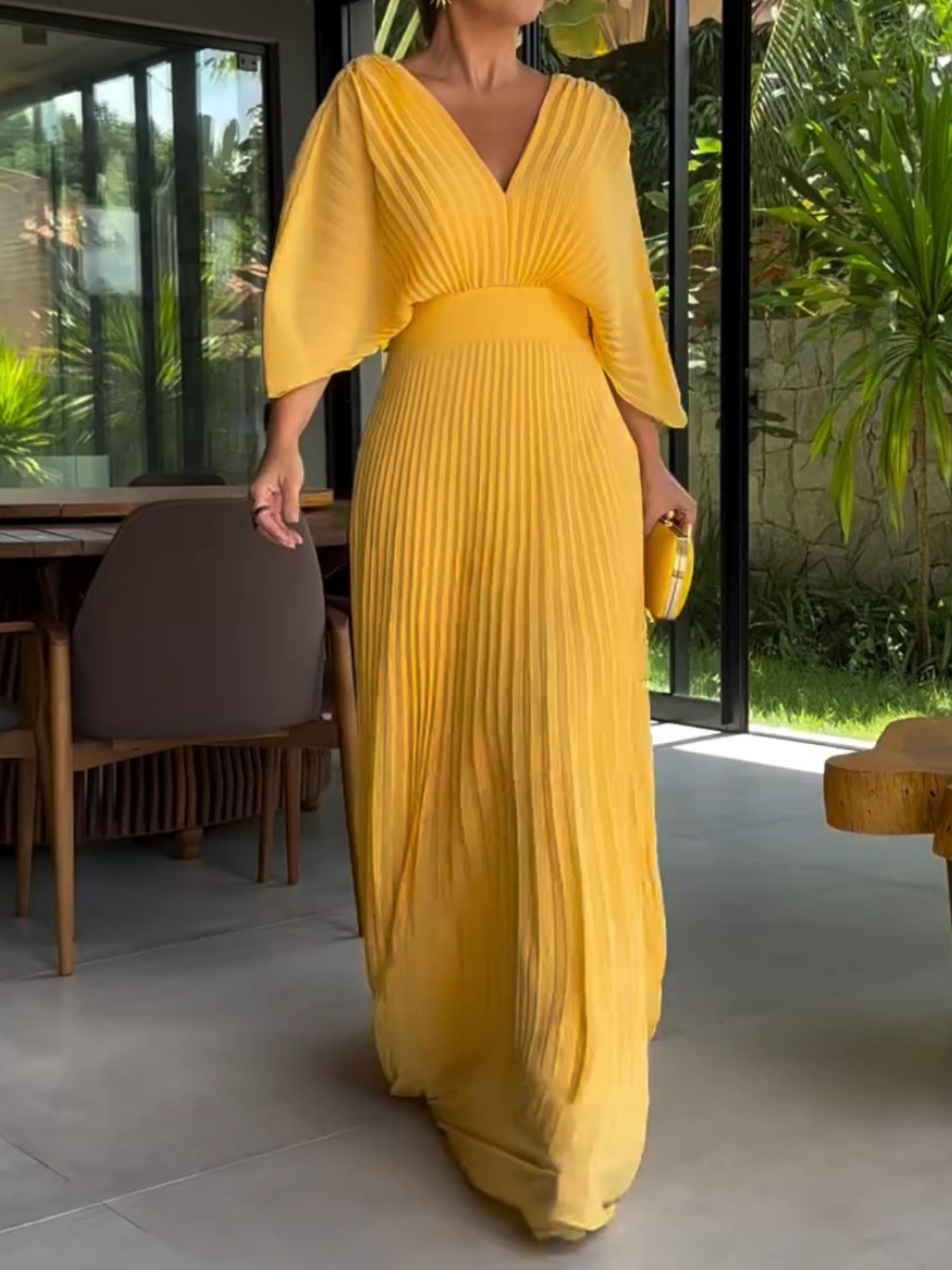 Maddy - Women's Pleated Maxi Dress