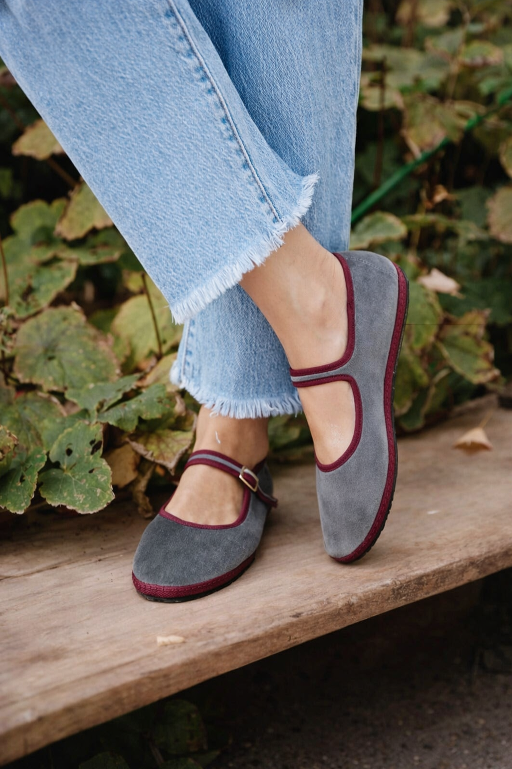 Ballerines Mary Jane femme en velours à bride boutonnée
