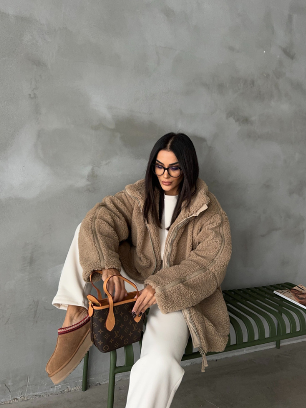 Daphne - Women's Oversized Sherpa Fleece Jacket Ultra-Soft and Stylish for Cold Weather