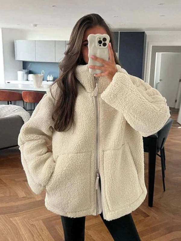 Daphne - Women's Oversized Sherpa Fleece Jacket Ultra-Soft and Stylish for Cold Weather