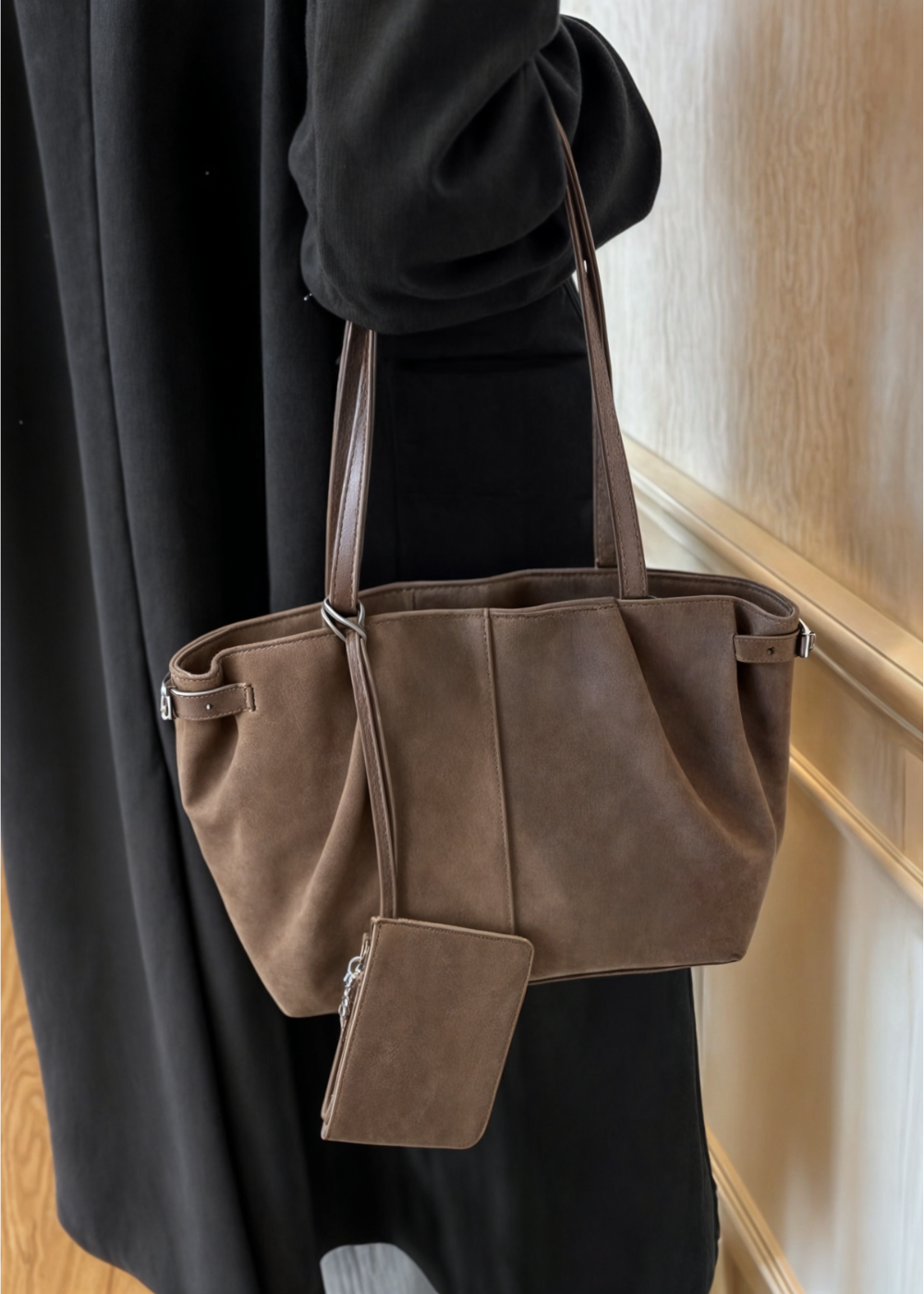 Arden - Women's Suede Bag BB