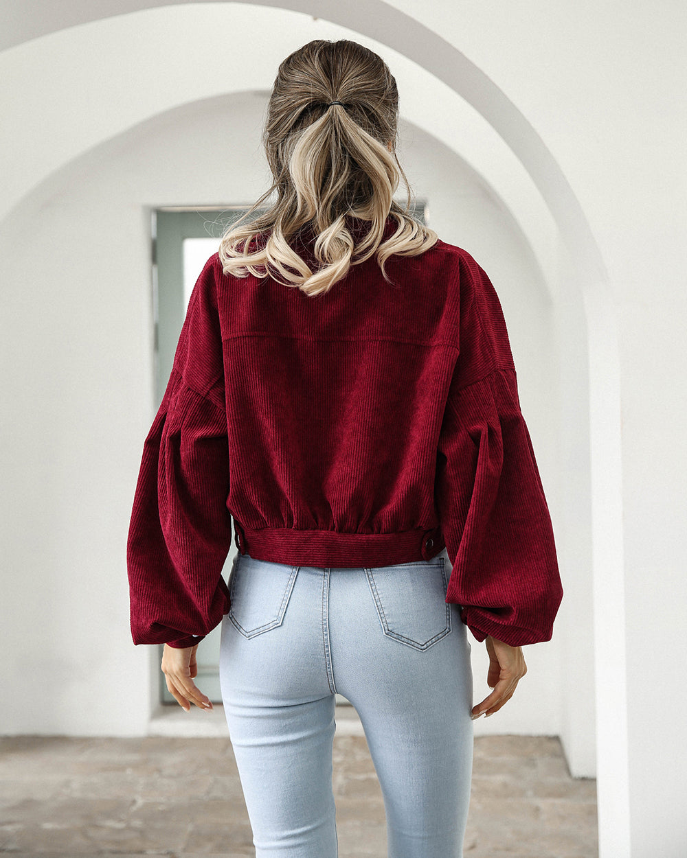 Anika - Women's Cropped Jacket