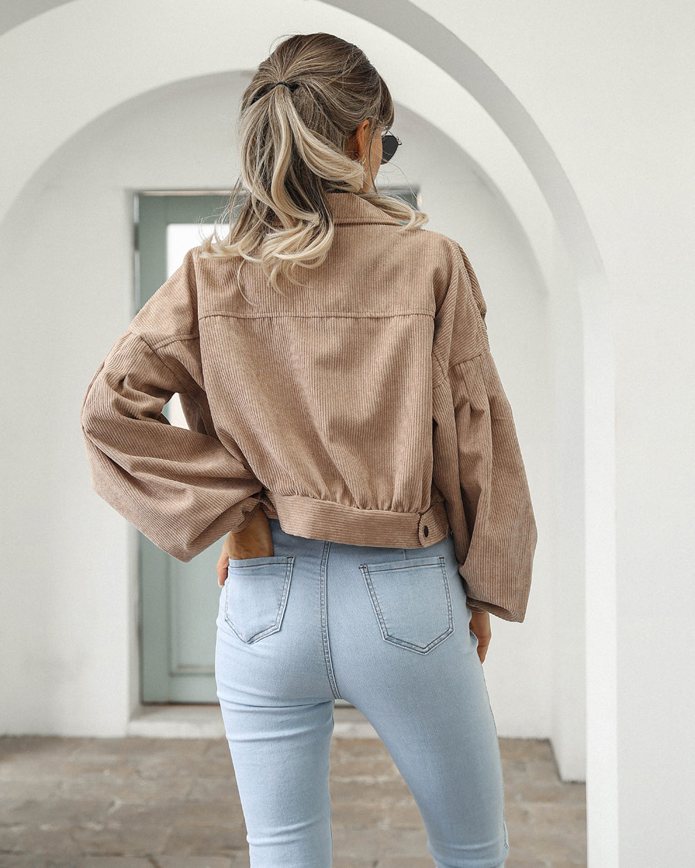 Anika - Women's Cropped Jacket