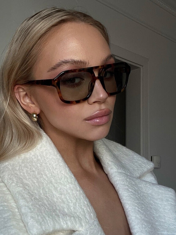 Ember - Women's Retro Sunglasses for a Vintage Flair