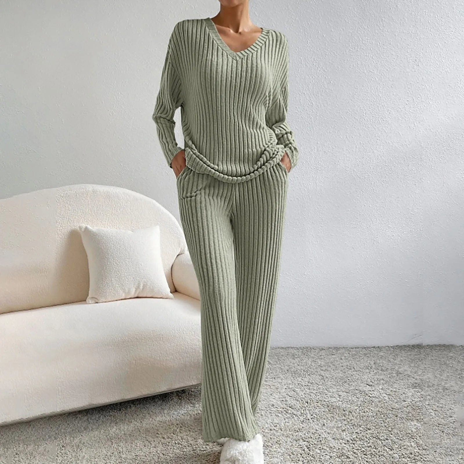 Stella - Women's V-Neck Ribbed Knit Lounge Set