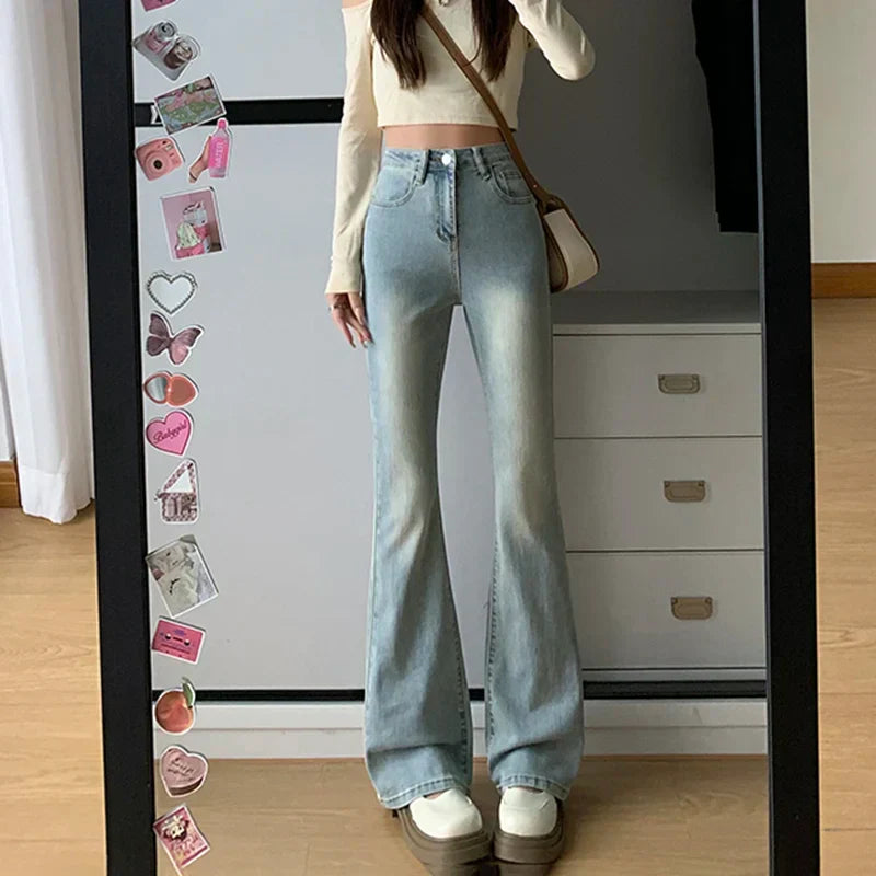 Neveah - Women's Flare Jeans
