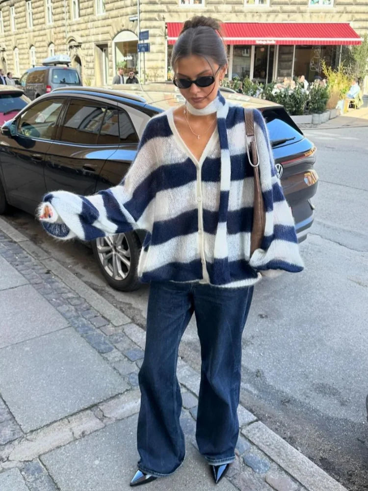 Jana - Women's Cardigan & Scarf Set for Effortless Elegance