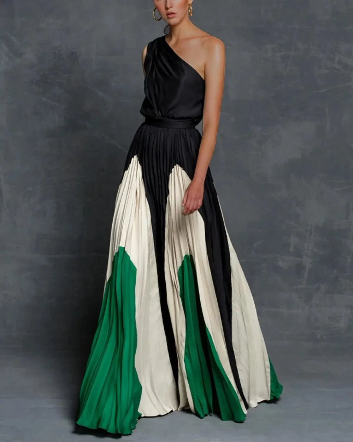 Pearl - Women's Maxi Dress with Shoulder Detail