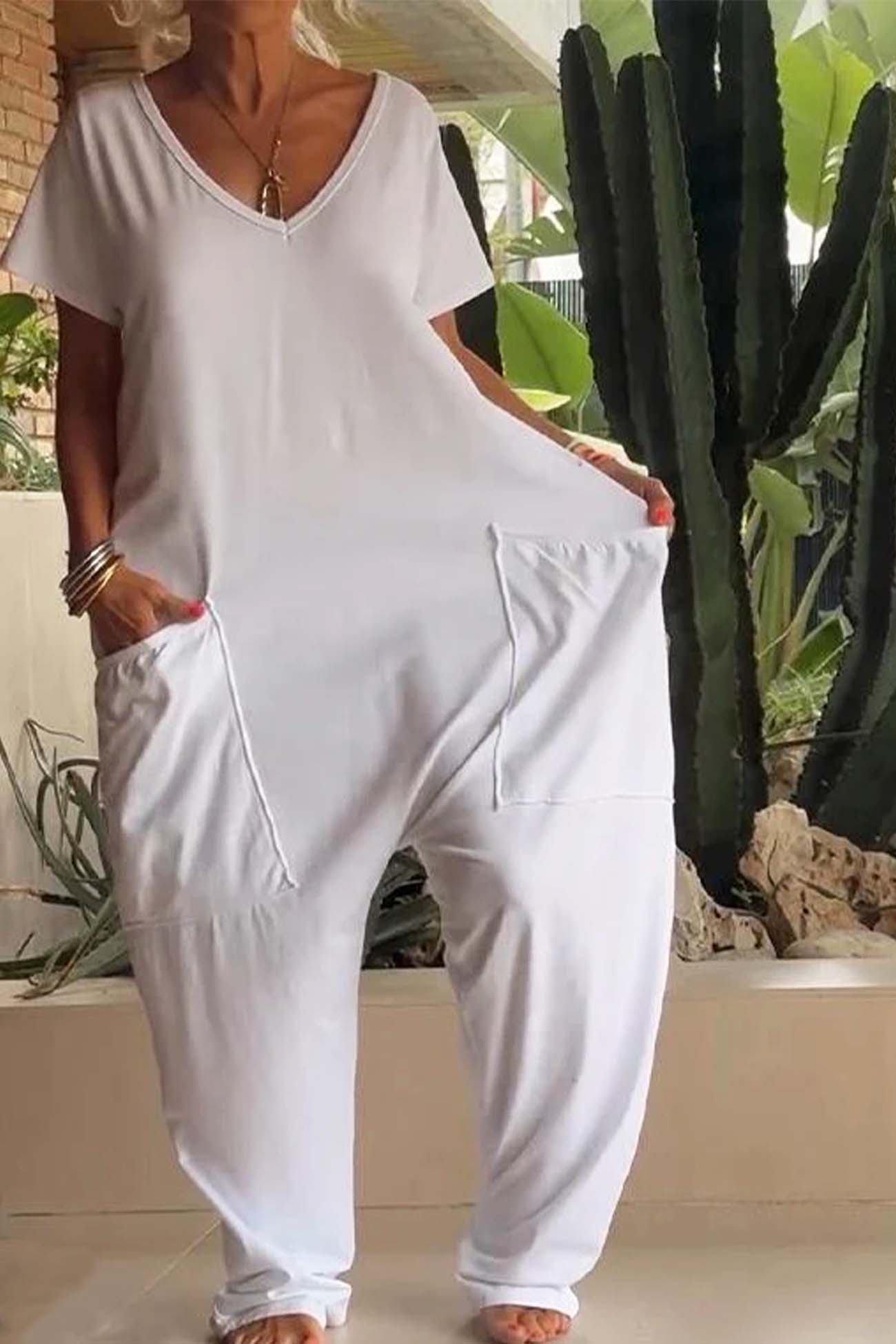 Ivana - Women's Relaxed Style Jumpsuit