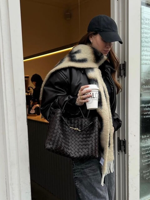 Darcy - Women's Woven Handbag