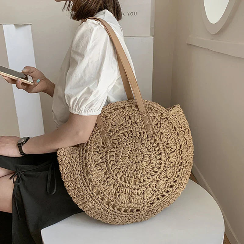 Winona - Women's Round Shoulder Bag