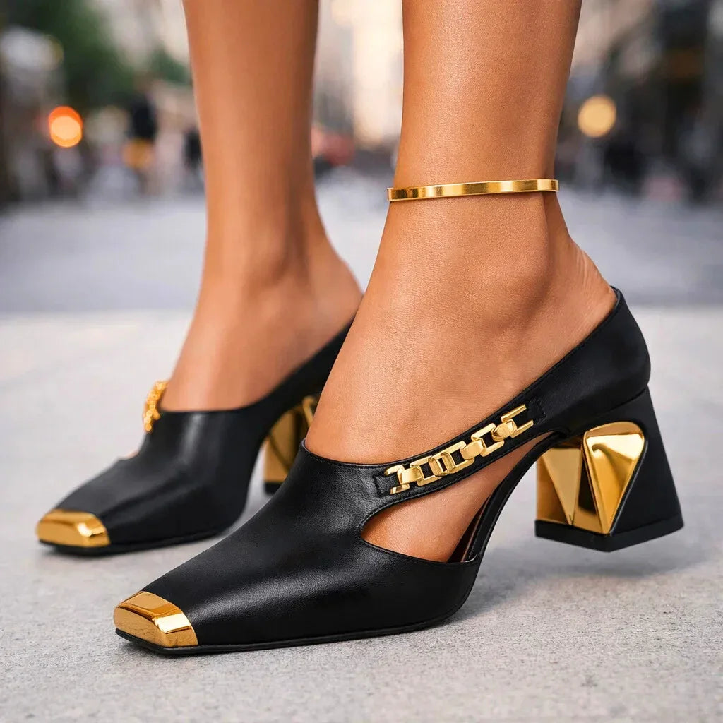 Mules da donna con tacco largo e punta affusolata