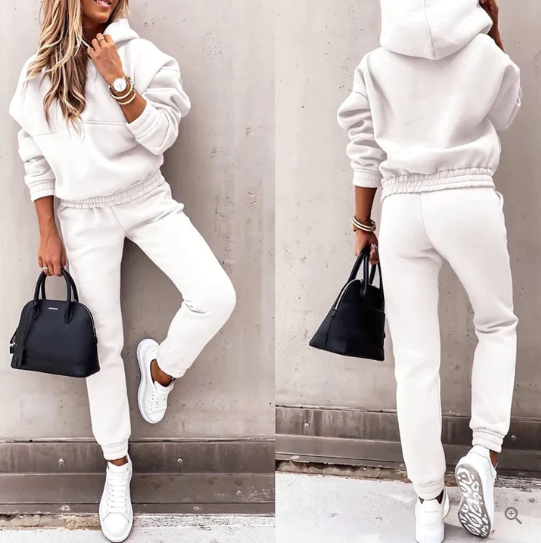 Anika - Women's Relaxed-Fit Tracksuit