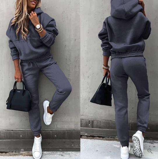 Anika - Women's Relaxed-Fit Tracksuit
