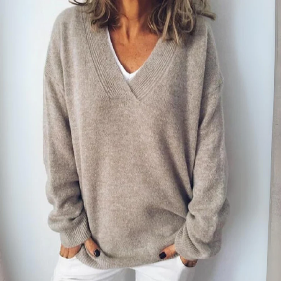 Alba - Women's Relaxed Jumper with Roll Neck - photo 1