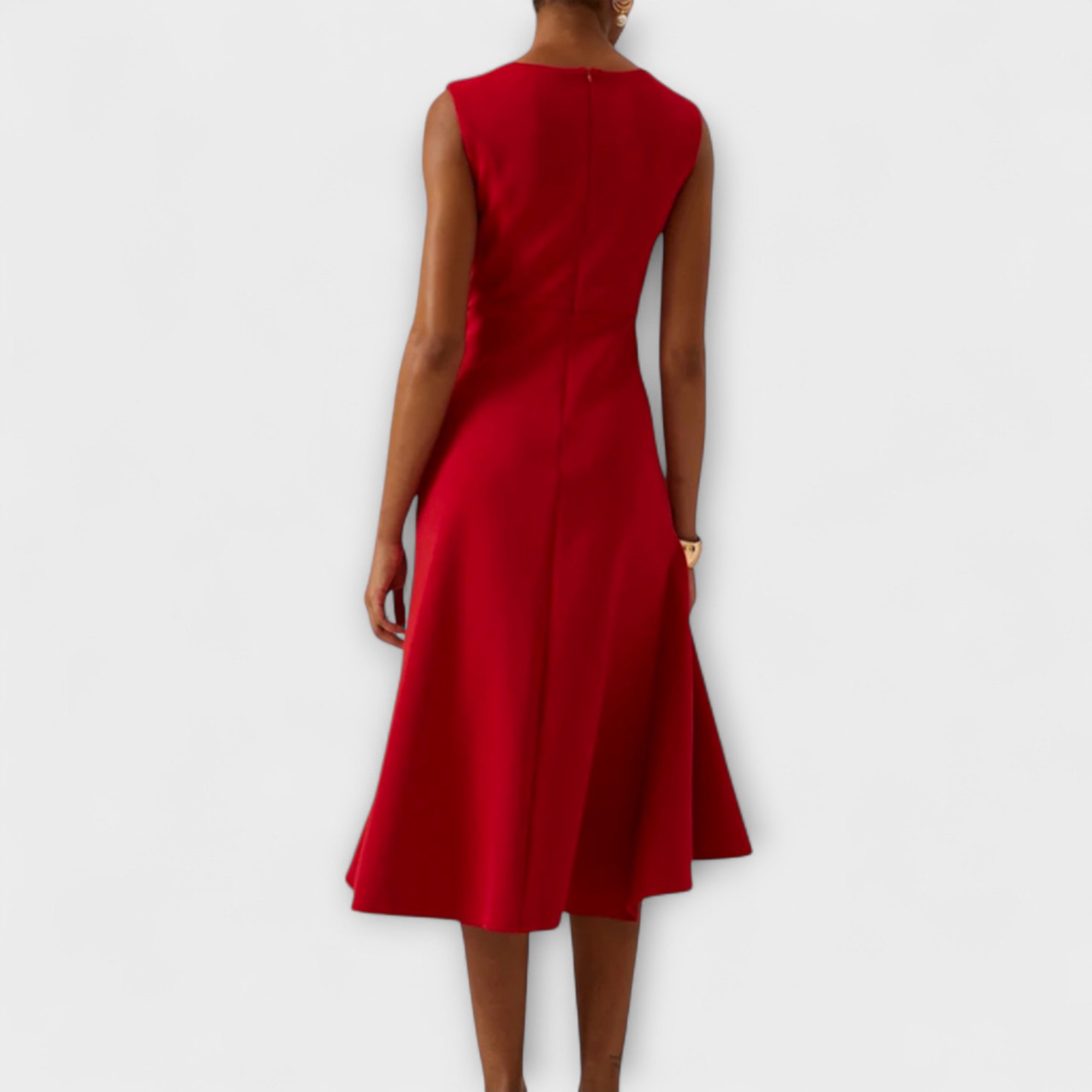 Elaine - Women's Flowing Midi Dress with No Sleeves