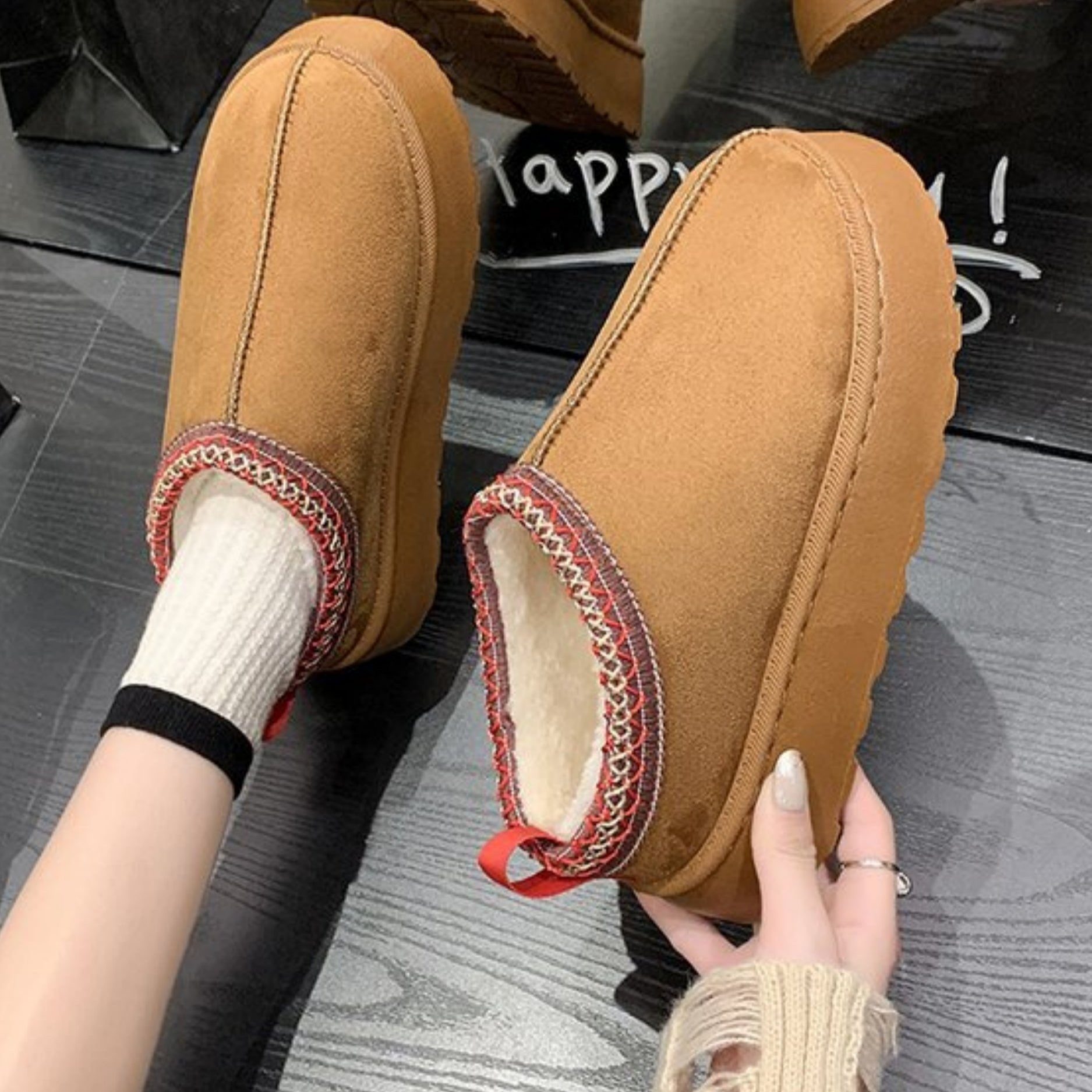 Arabella - Women's Platform Slippers with Embroidered Trim - photo 5