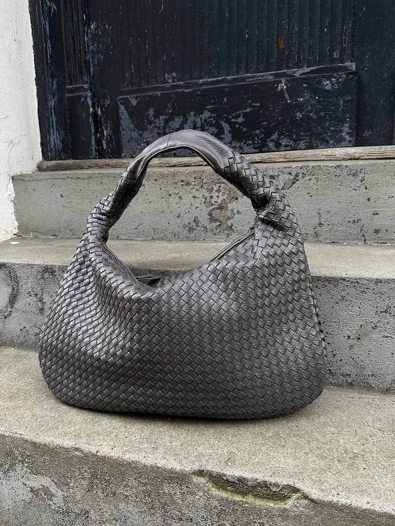 Arielle - Women's Woven Shoulder Bag XL - photo 26