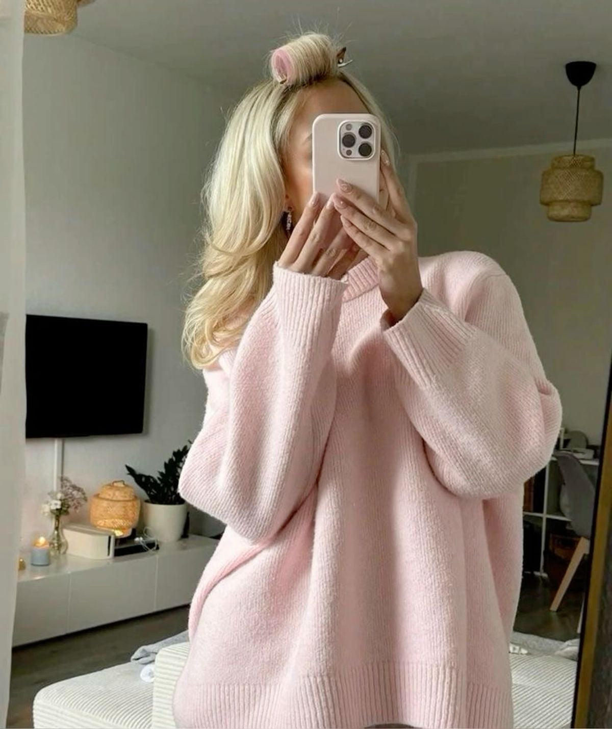 Cecile - Women's Oversized Jumper with Ribbed Cuffs - photo 6