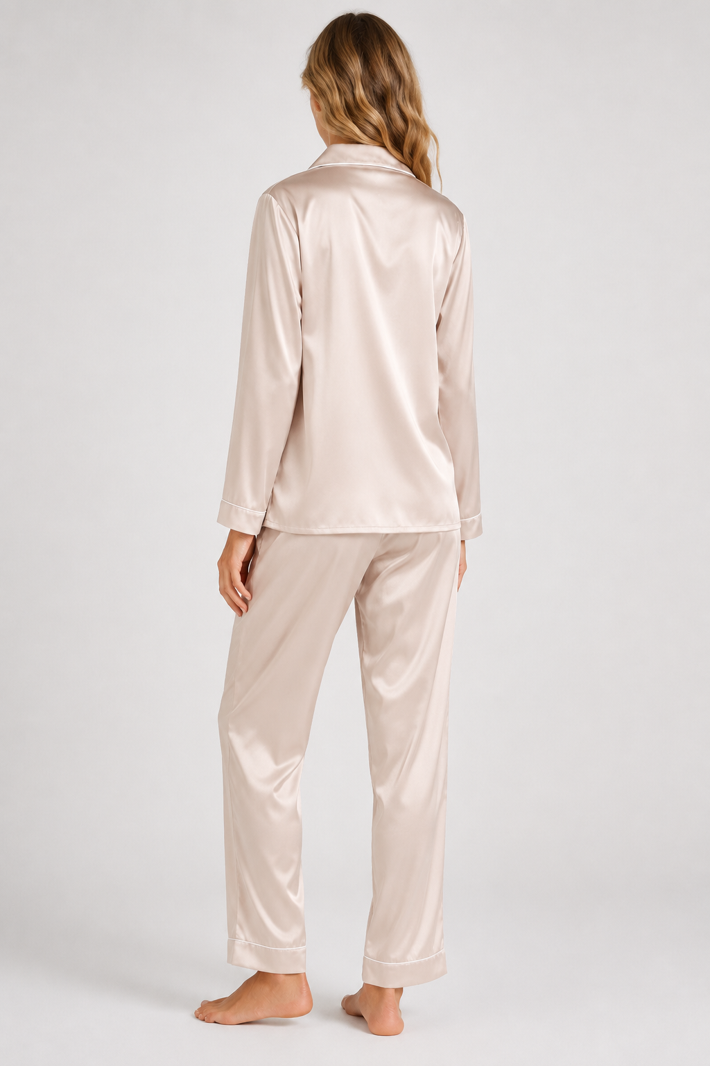 Delia - Women's Satin Pyjama Set with Long Sleeves – view 15
