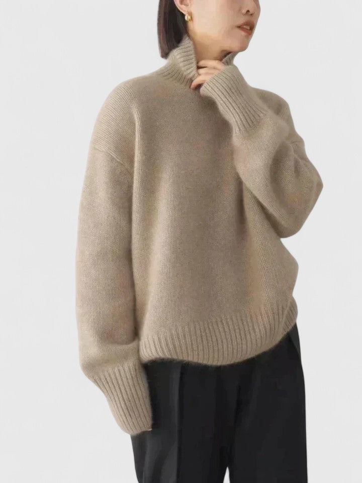 Dinah - Women's Relaxed Jumper with Roll Neck - photo 3