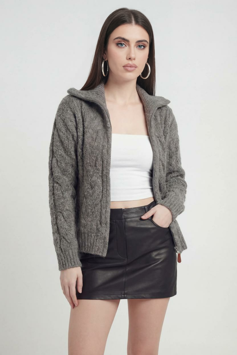 Dorothy - Women's Relaxed Cardigan with Zip Front - photo 2