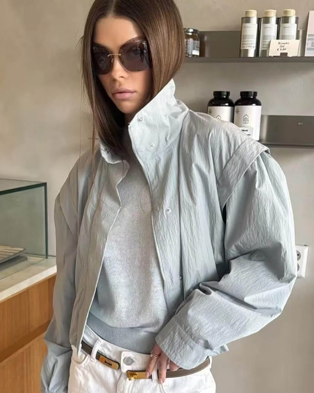 Dove - Women's Cropped Jacket with Collar - photo 7