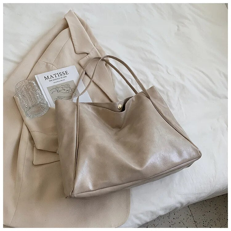 Adeline - Women's Shoulder Bag The Perfect Blend of Style and Functionality
