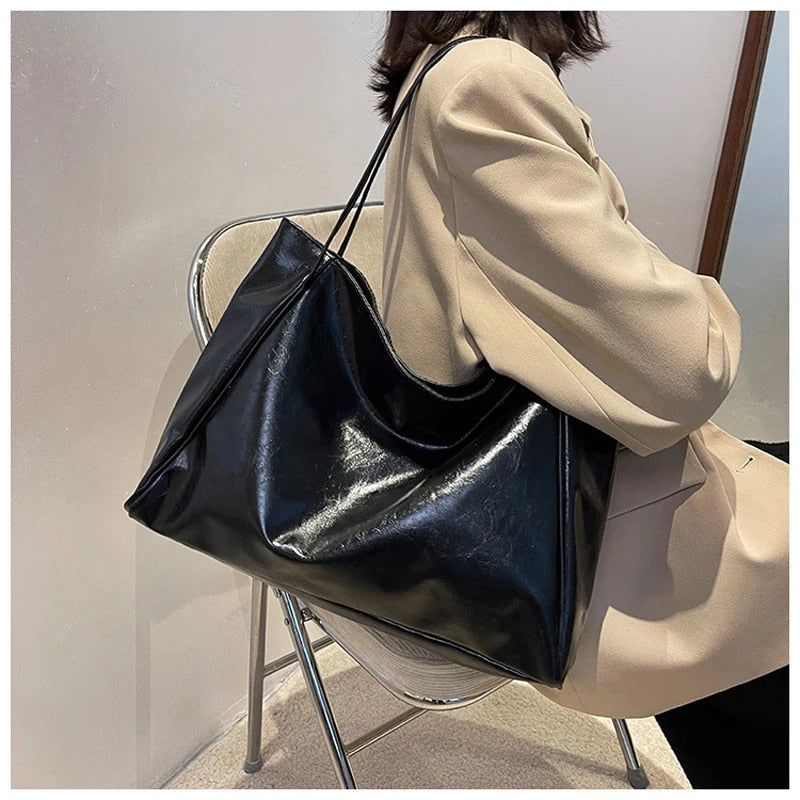 Adeline - Women's Shoulder Bag The Perfect Blend of Style and Functionality