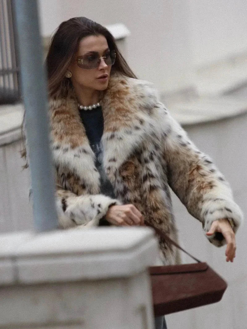Eunice - Women's Relaxed Coat in Leopard Print - photo 7