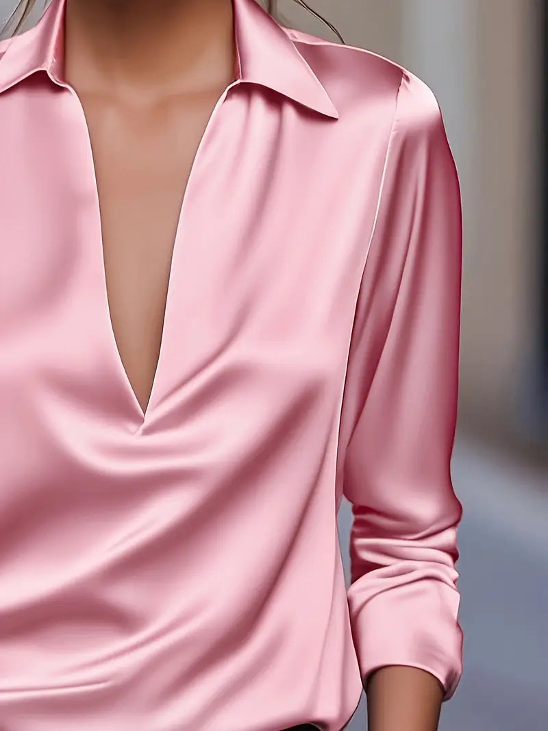 Camicia da donna a maniche lunghe con colletto e scollo a V