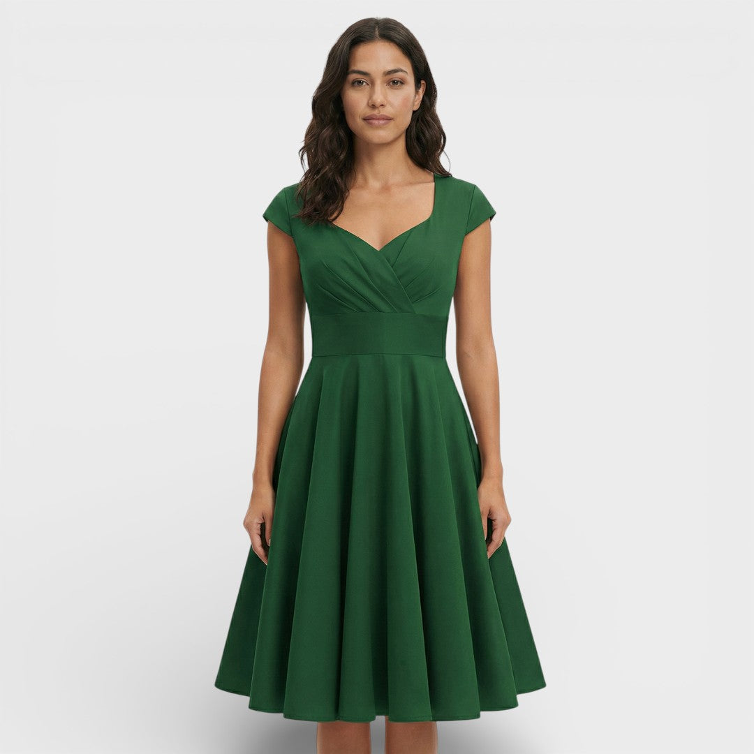 Women's Short Sleeve V Neck Pleated Midi Dress